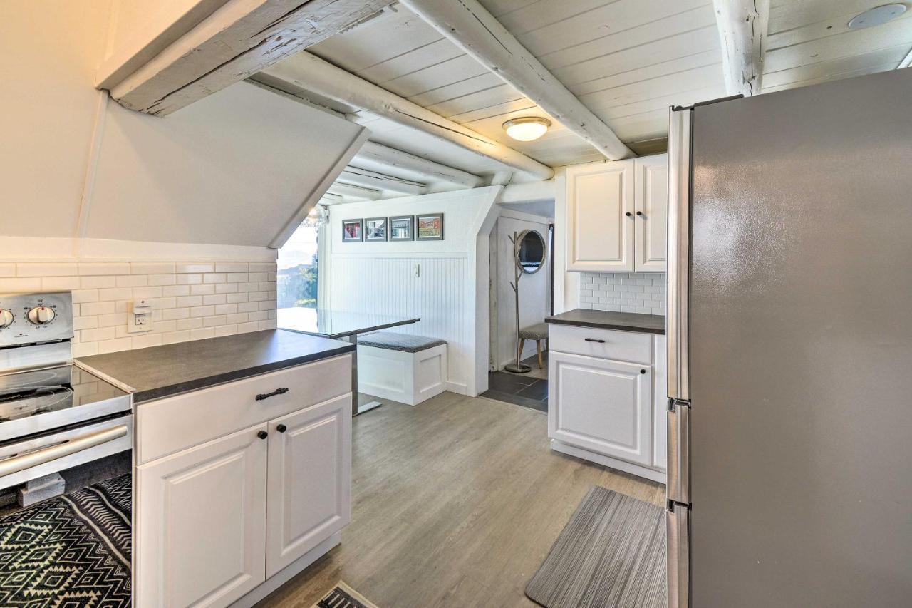 Puget Sound Cabin With Hot Tub And Water Views! Bremerton Exterior foto